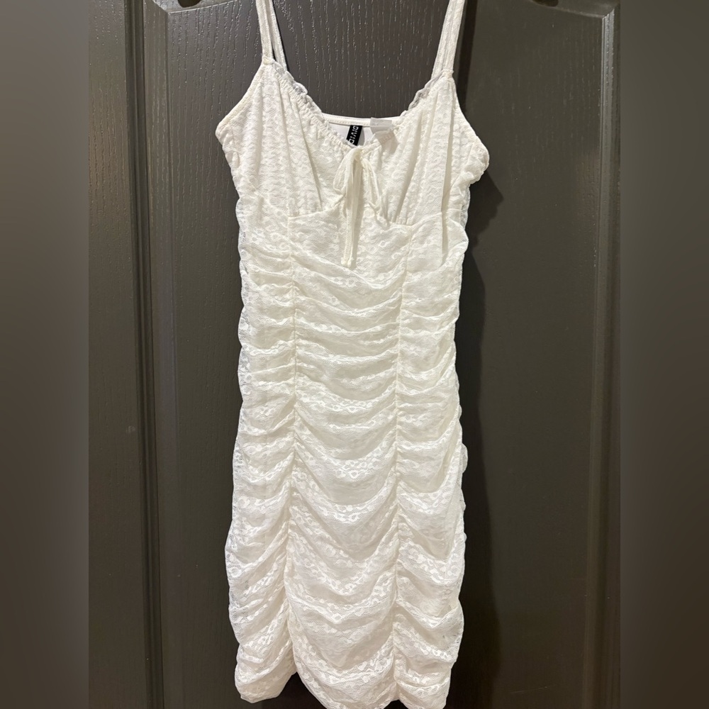 H&M White Textured Mini Dress Small